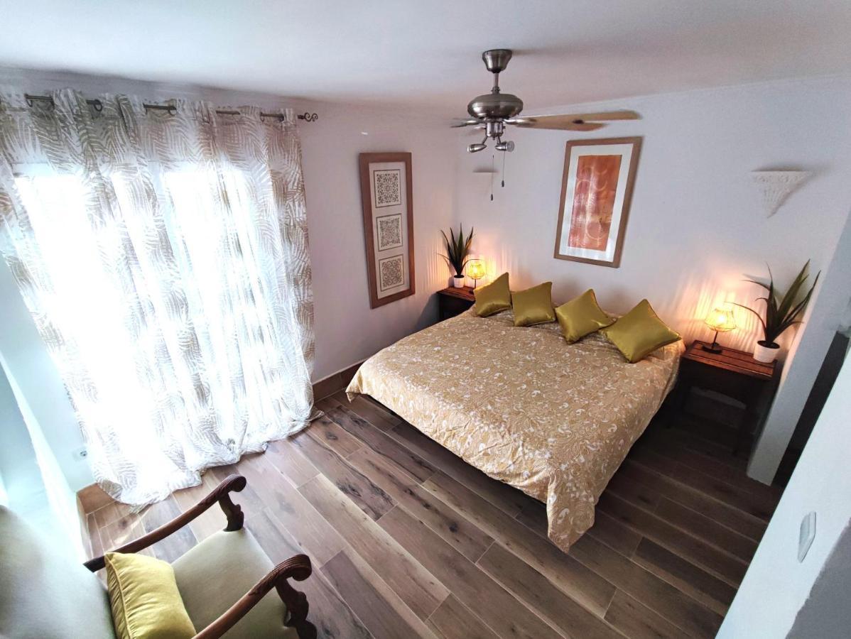 Cortijo Pennymaria Poolside Apartment Near Montefrio With Stunning Views 외부 사진